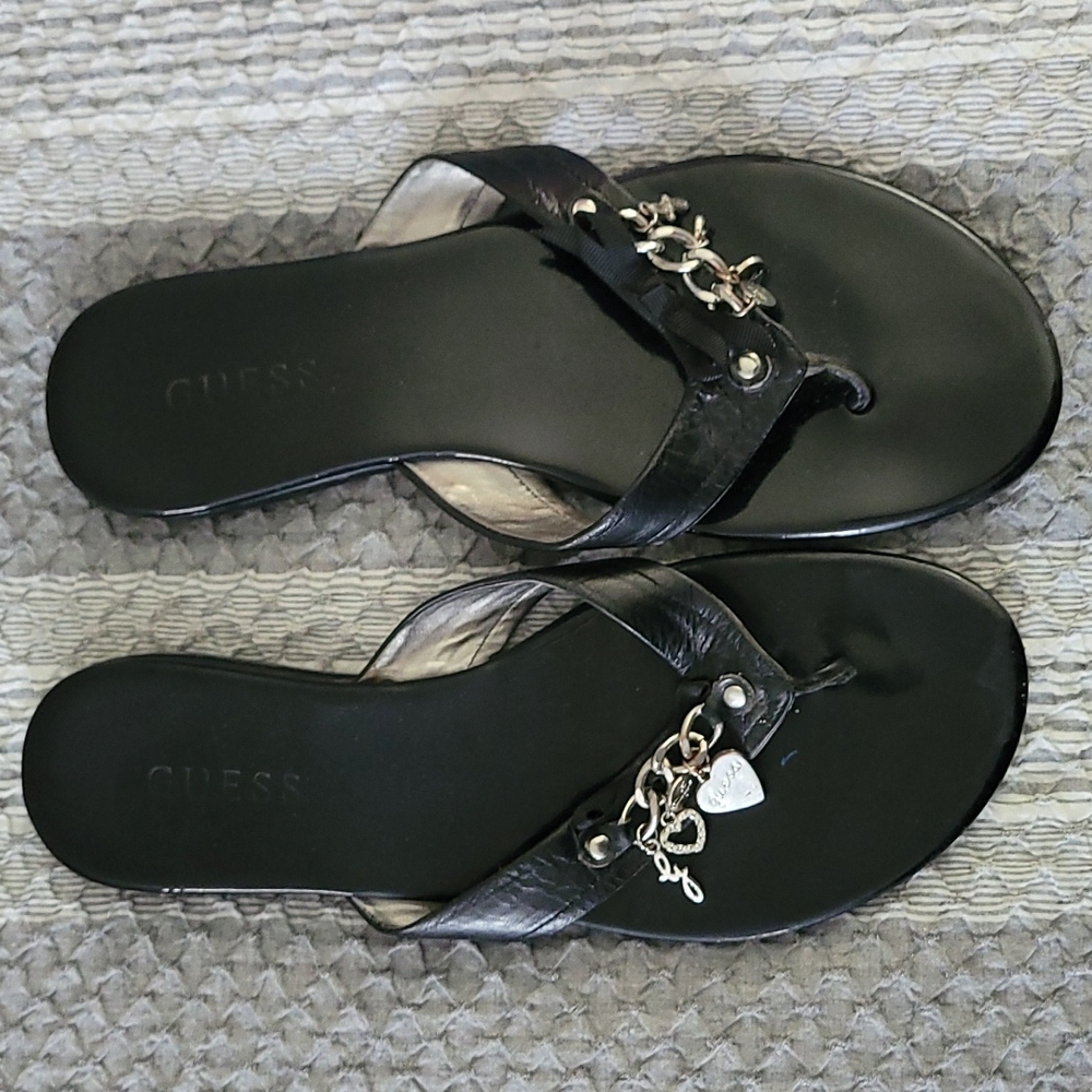 Guess Flip Flops